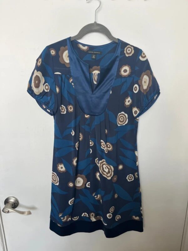 Vintage Banana republic size xs 100% silk dress retro fairy whimsy
